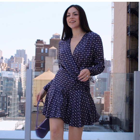 JONATHAN SIMKHAI ~ Scarf Print Ruffle Dress ~ Faux Wrap ~ Classic Print Size 6 - Picture 3 of 8